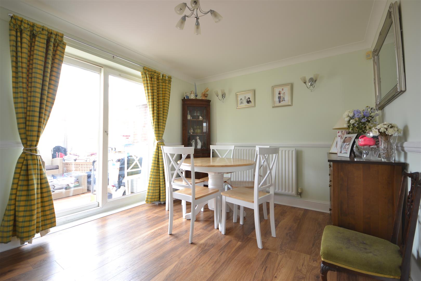 KITCHEN DINING ROOM